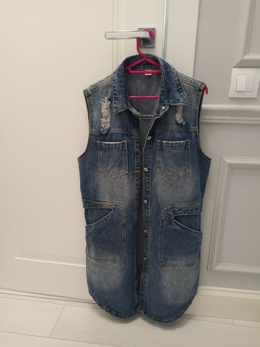 Продам ж и л е т к у