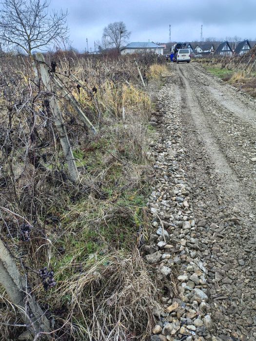 Teren în Huși - 2800 mp.