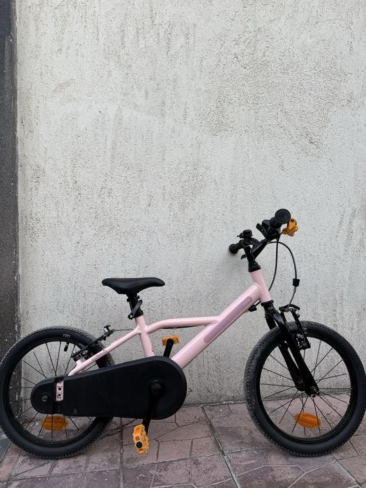 Детско колело Decathlon BTWIN 500 16 инча, помощни колела.