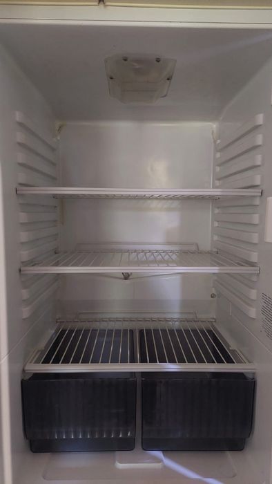 Продам холодильник Ардо б/у
