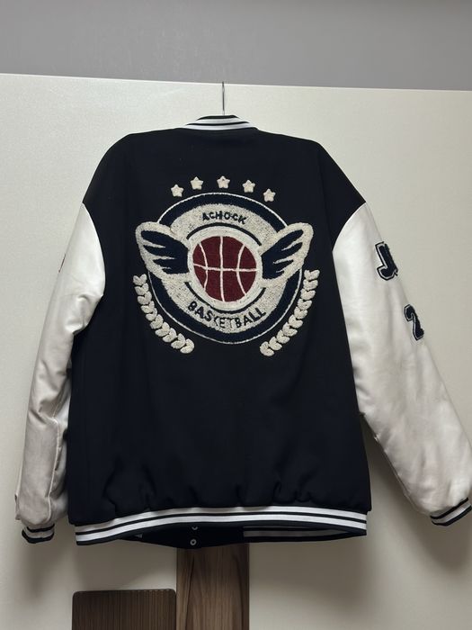 Бомбер женский оверсайз