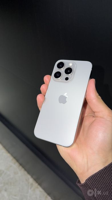 Apple 15 pro titan