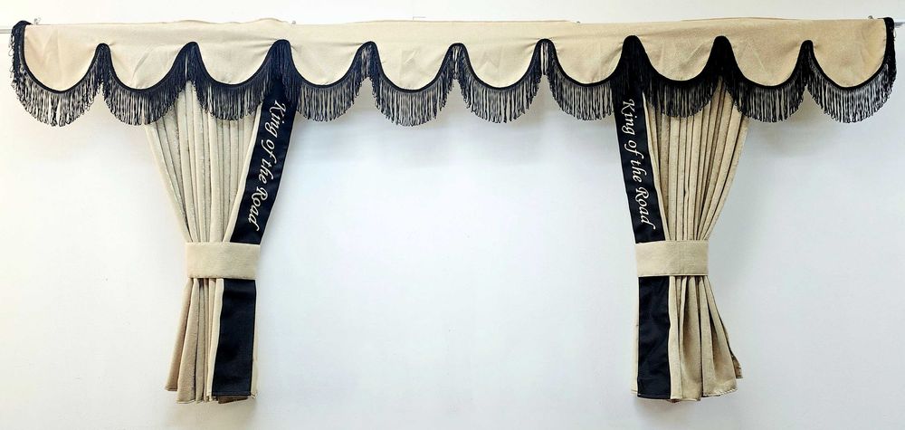 Бежови пердета за камиони KING OF THE ROAD с кожена лента + кукички