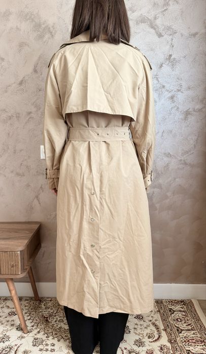 Тренч Exalta размер S , подоцдет до L