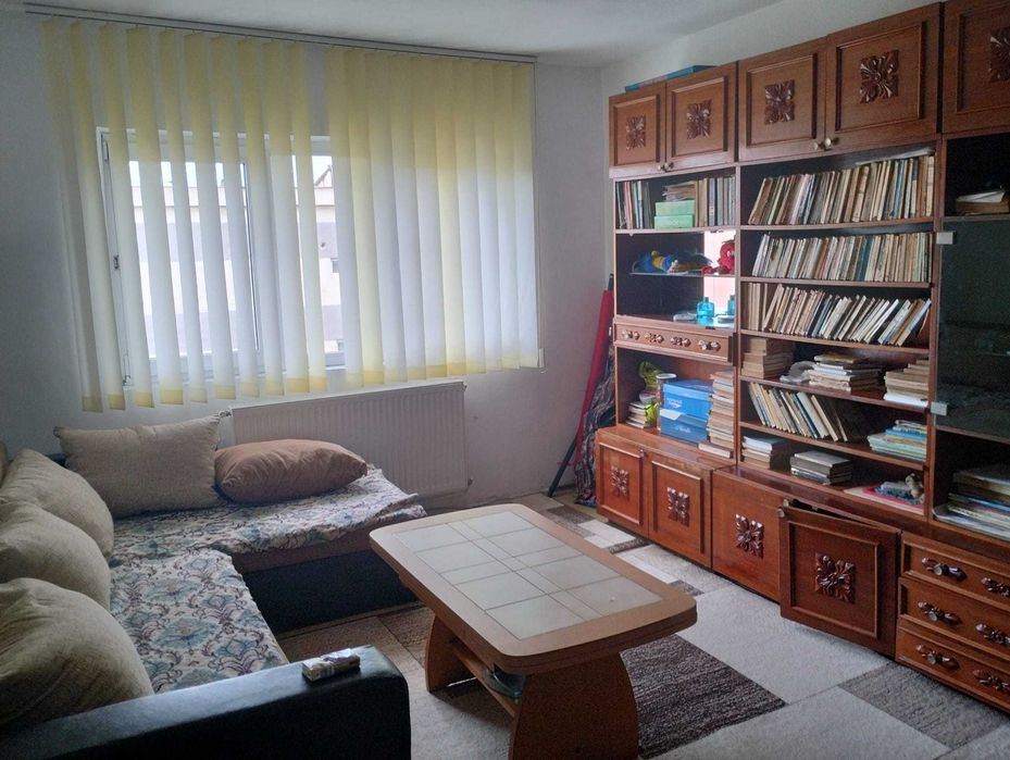 Vand Apartament 2 camere