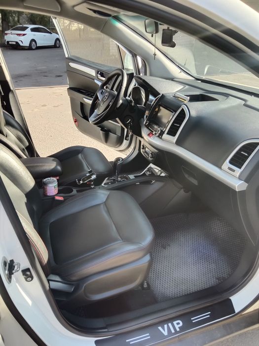 Продам JAC S3 2015 год