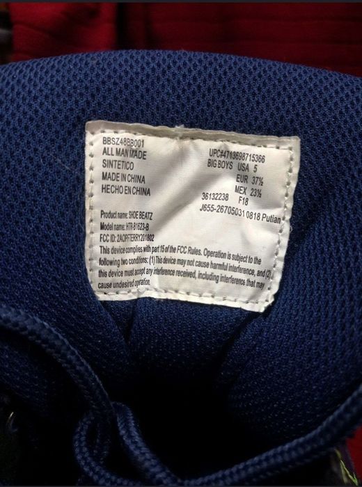 Из США, подростковая обувь, бренда BEATZ BOYS SHOES SZ4 BLUETOOTH !