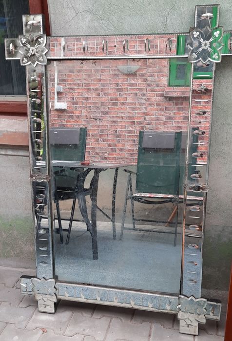 Oglinda de cristal, vechime peste 100 ani, 1,4 x 1m