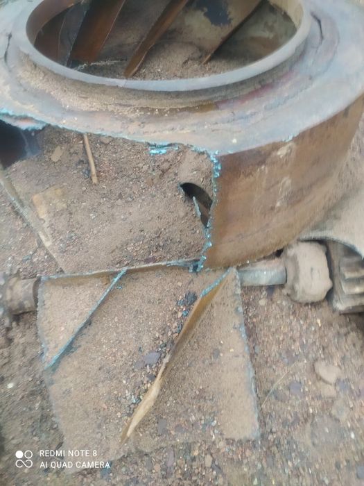 продам Электродвигатель и редуктора