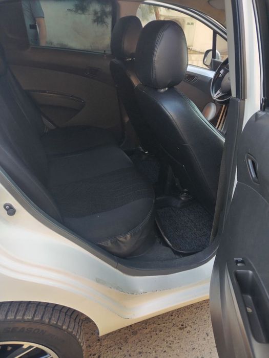 Спарк 2016 сотилади - Холати аьло