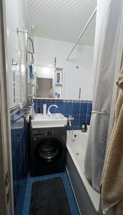 Продаётся двухкомнатная квартира !!!