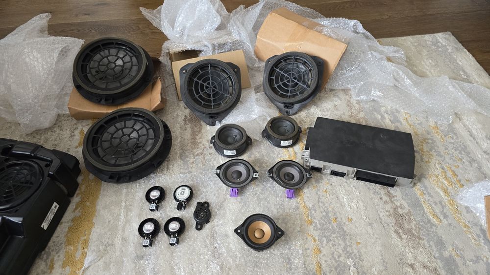 Audi A1 BOSE sistem audio complet
