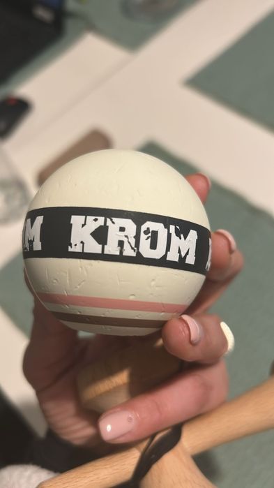 Kendama Strogo Neapolitan Vanilla