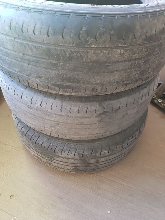 Продам б/у резину