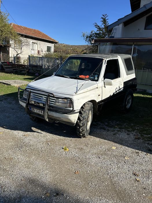 Продавам витара 1.6 само на газ