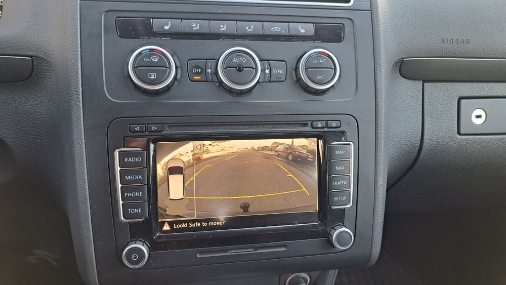 Vw Touran 7 Locuri Automat 2.0 TDI 140 CP Fab 2013