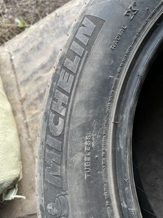 Продам шины Michelin 2 штуки