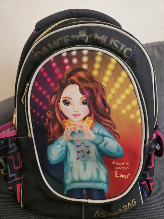 Ученическа раница за момиче