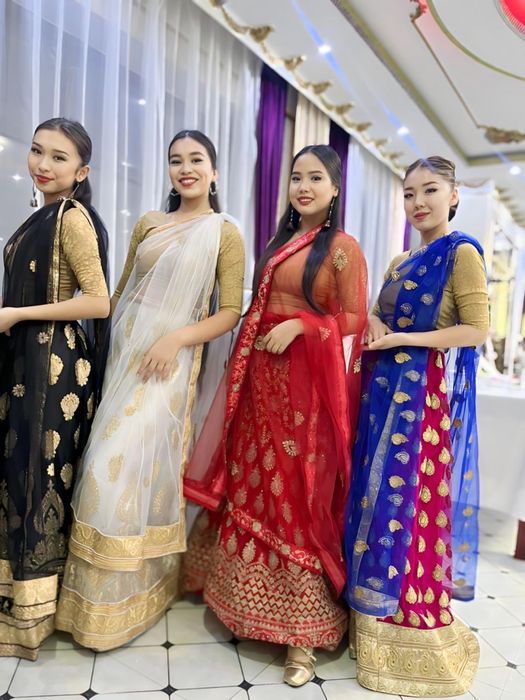 Продам танцевальные костюмы