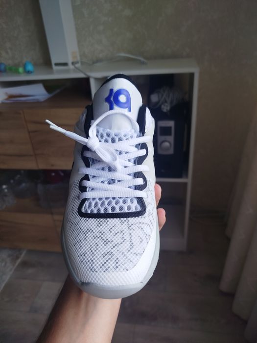 Кроссовки Nike 42 размер (26см)