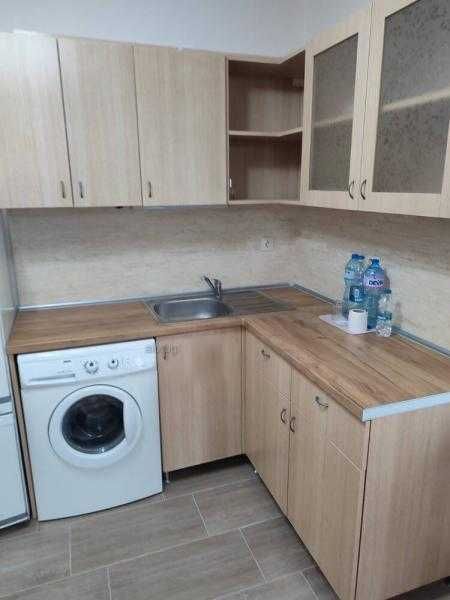 Дава се под наем Двустаен апартамент в Бургас, Лазур - 60 кв.м за 357 € - Снимка #2