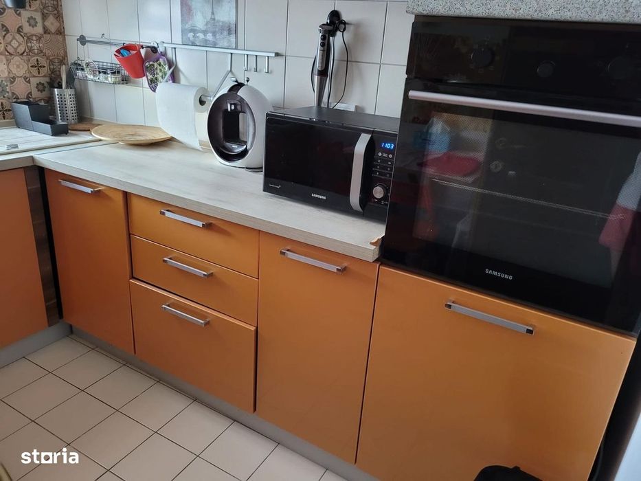 apartament 3 camere de inchiriat metrou Pacii - Preciziei - bloc nou