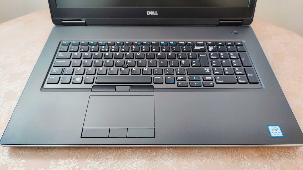 Precision 7740/Intel Core i5-9400H/AMD Radeon Pro WX7130 8GB GDDR6 256bit/16GB RAM/512GB SSD/17.3 HD+ WorkStation работна станция