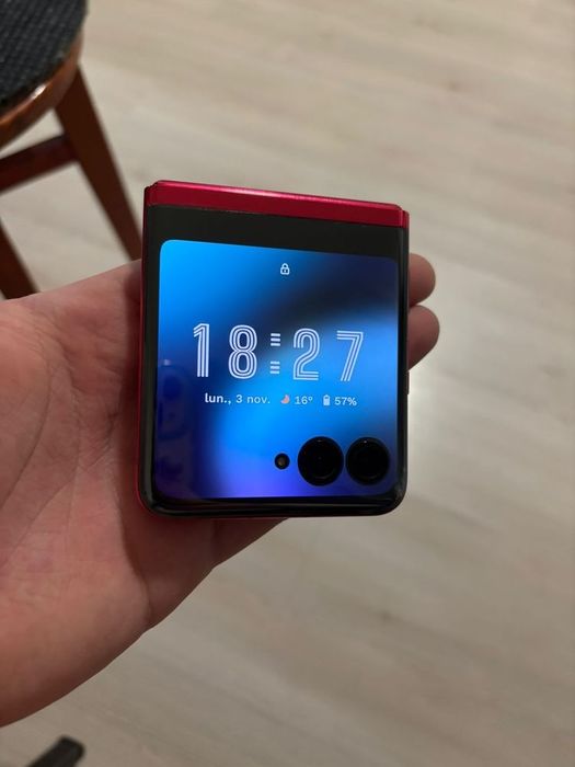 Motorola razr 40 ultra vând/schimb