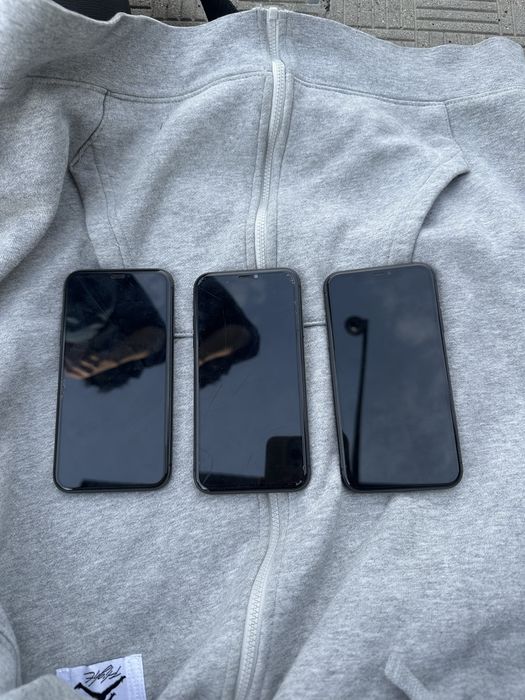 Продам айфоны 11