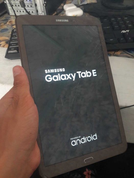 samsung tab e t561