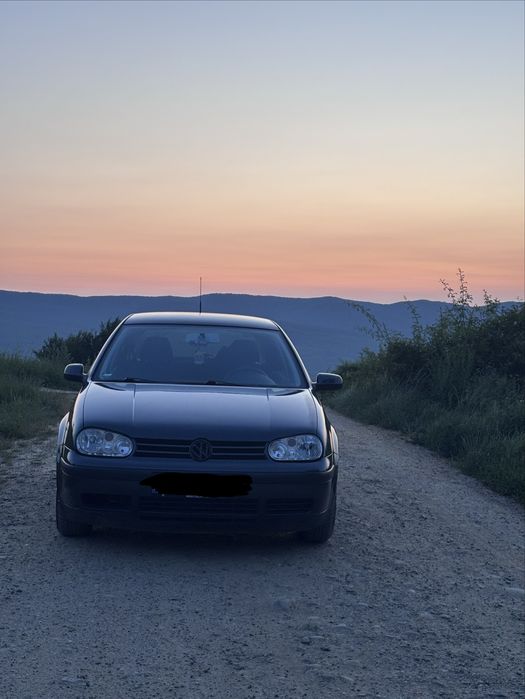Vand Vw golf 4 motor gripat