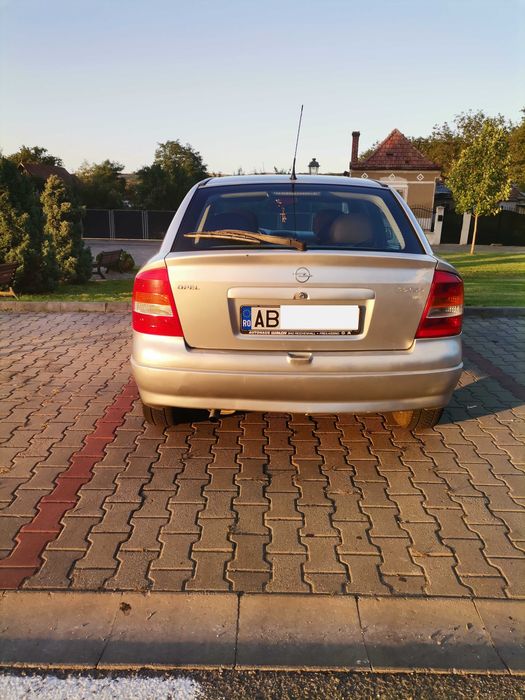 Opel Astra G 1.6 16V 101CP