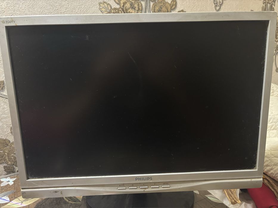 Продам монитор в рабочем состоянии