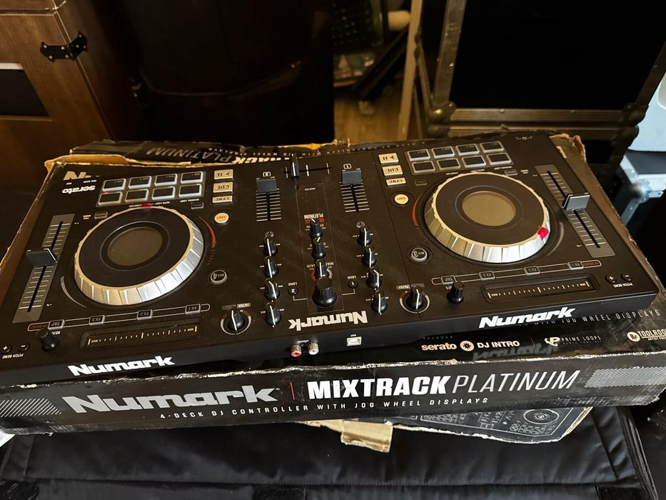 Consola Dj Numark Mix Track Platinium