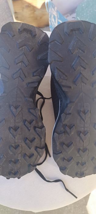 Adidasi Salomon nr.34