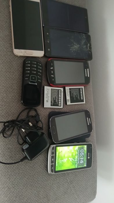 Lot telefoane diverse