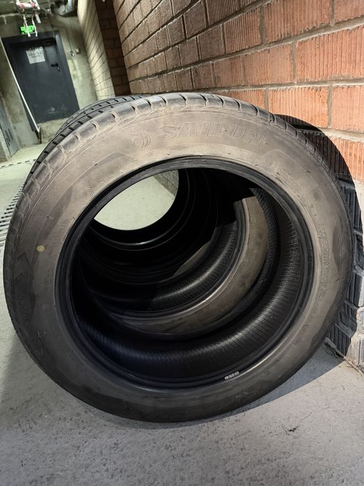 Продам шины летние на 19