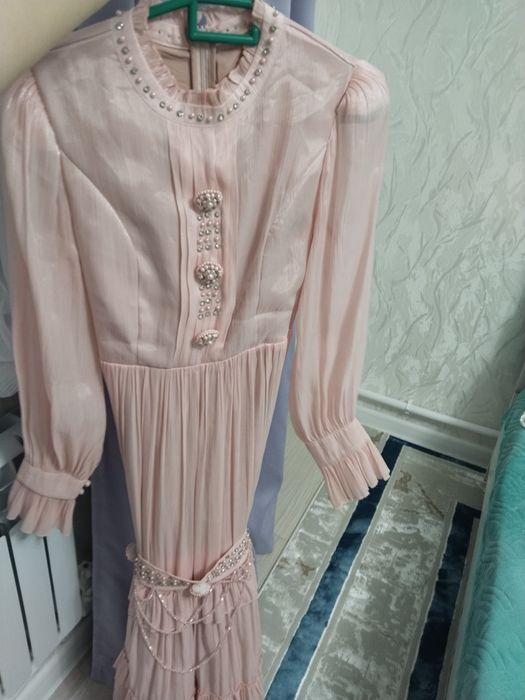 Продам Платья на повседневку