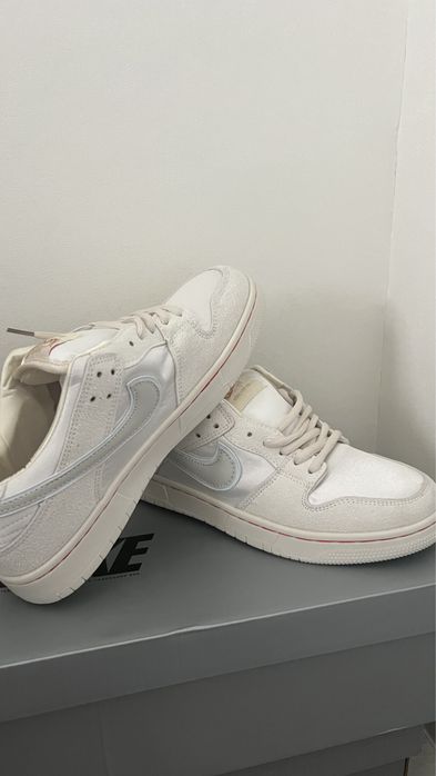 Nike Dunk Premium SB Low City of Love Collection - Burgundy Crush