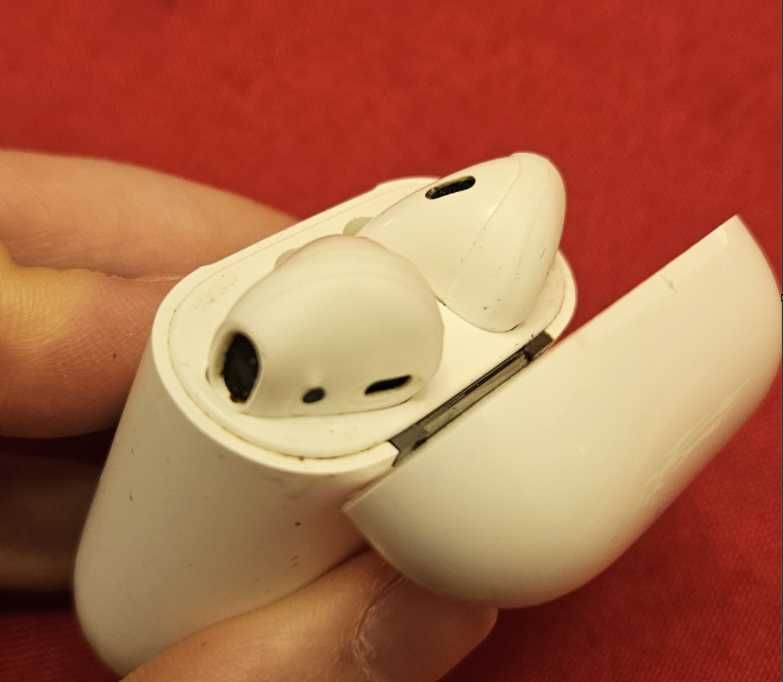 AirPods 1/2 силиконови уплътнители / тънки предпазват от изпадане бели