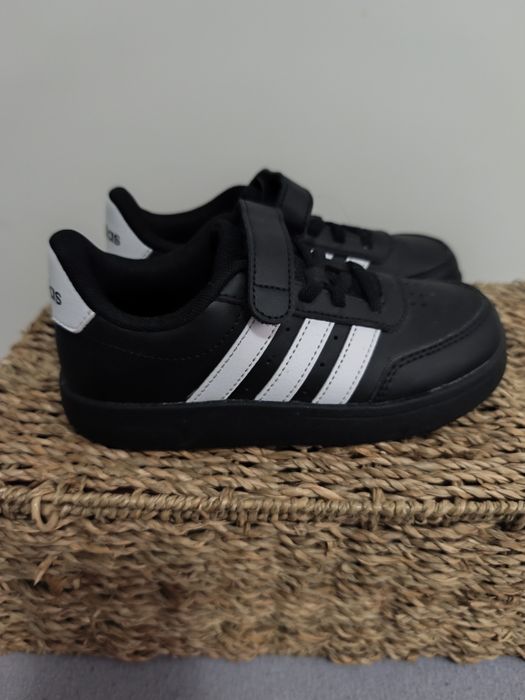 маратонки ADIDAS