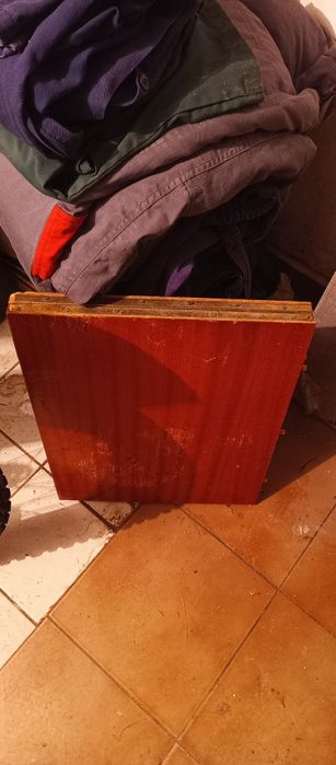 Продавам разтегателна маса