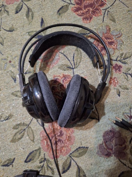 наушники продам бу