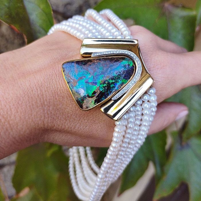 Colier chocker, perle cu boulder opal superb, aur si diamante, certif.