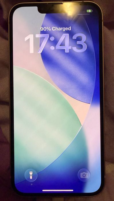 Iphone 13 в отлично състояние