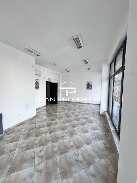 Дава се под наем Офис в Бургас, Възраждане - 60 кв.м за 612 € - Снимка #1