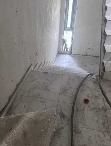 Тристаен апартамент в кв. Тракия