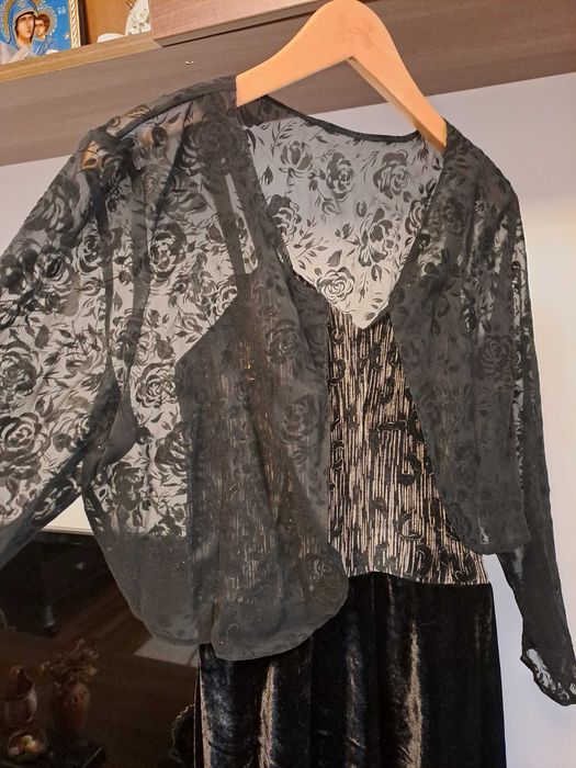 Rochie eleganta, de seara, usor elastica, bolerou