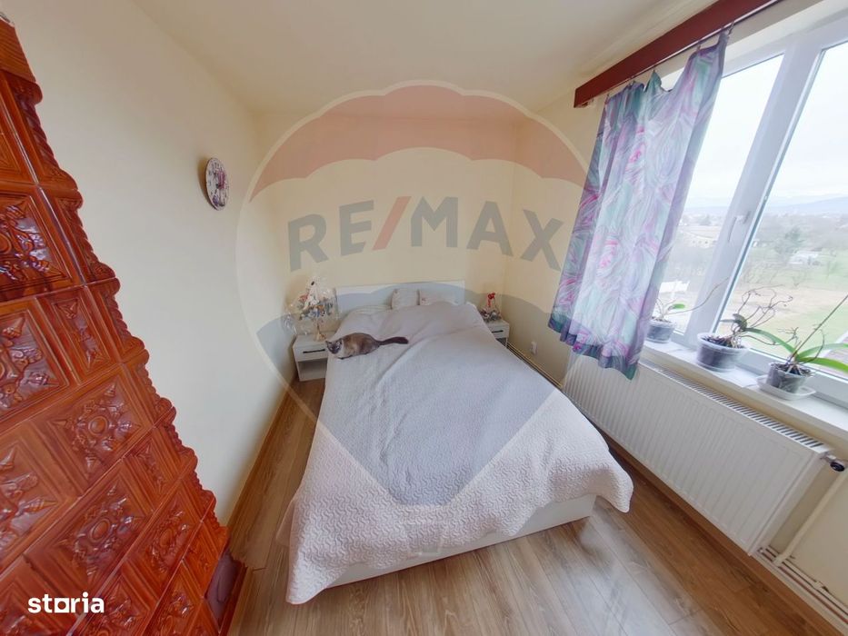 Apartament cu 4 camere de vânzare în zona Carrefour Flora