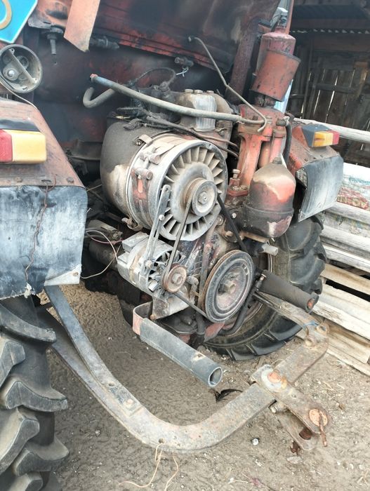 Продам Т-16 на ходу.